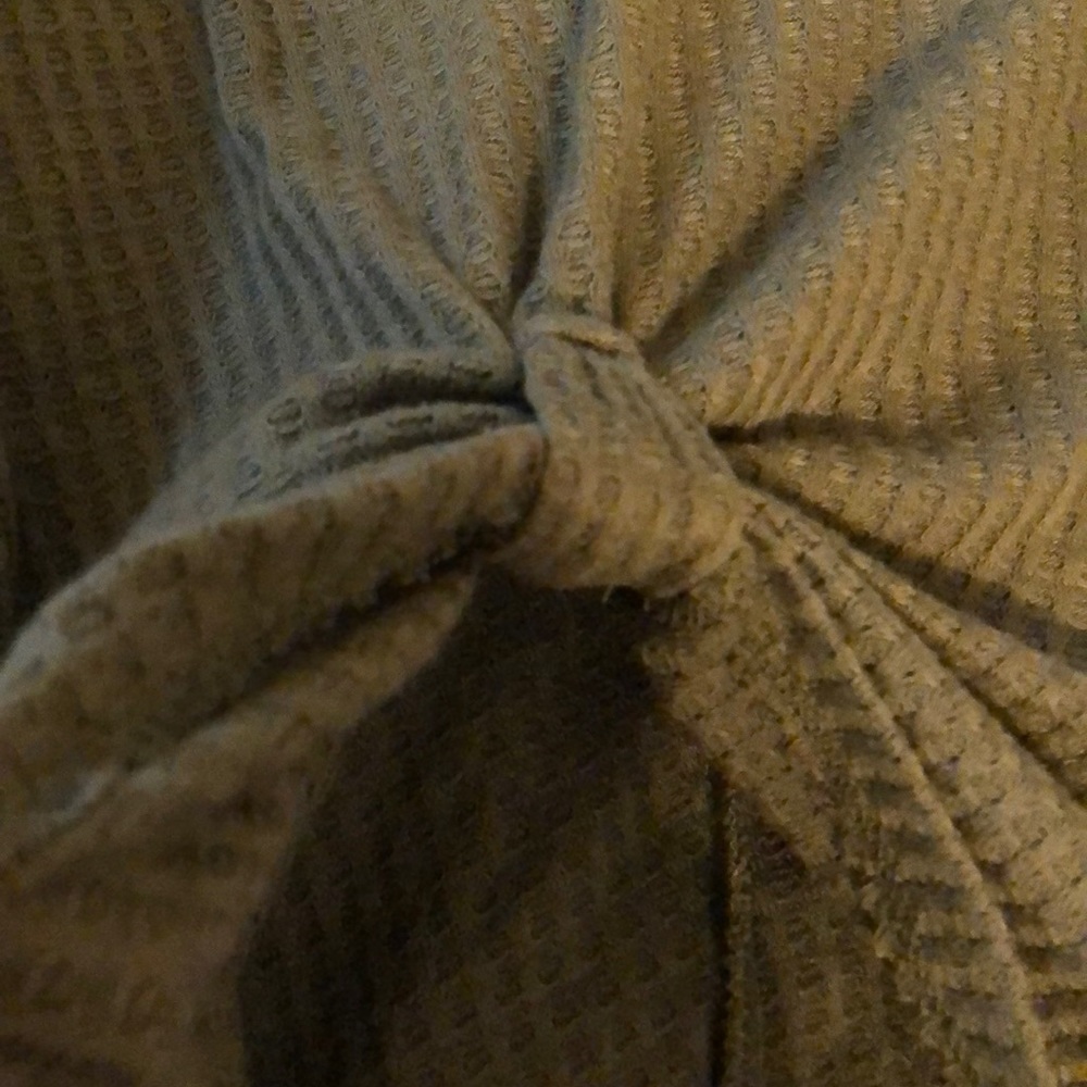 Top - Picture 3 of 3
